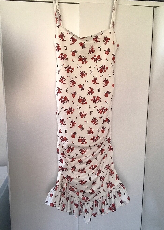 Çiçekli elbise - Görsel 2