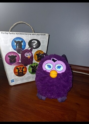 Furby hasbro oyuncak 