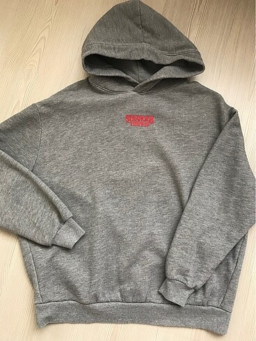 Pull and bear sweat