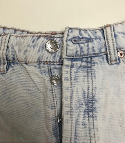 38 Beden Stradivarius şort