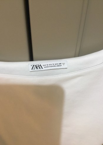 Zara Beyaz İnce Askılı Kadın Atlet