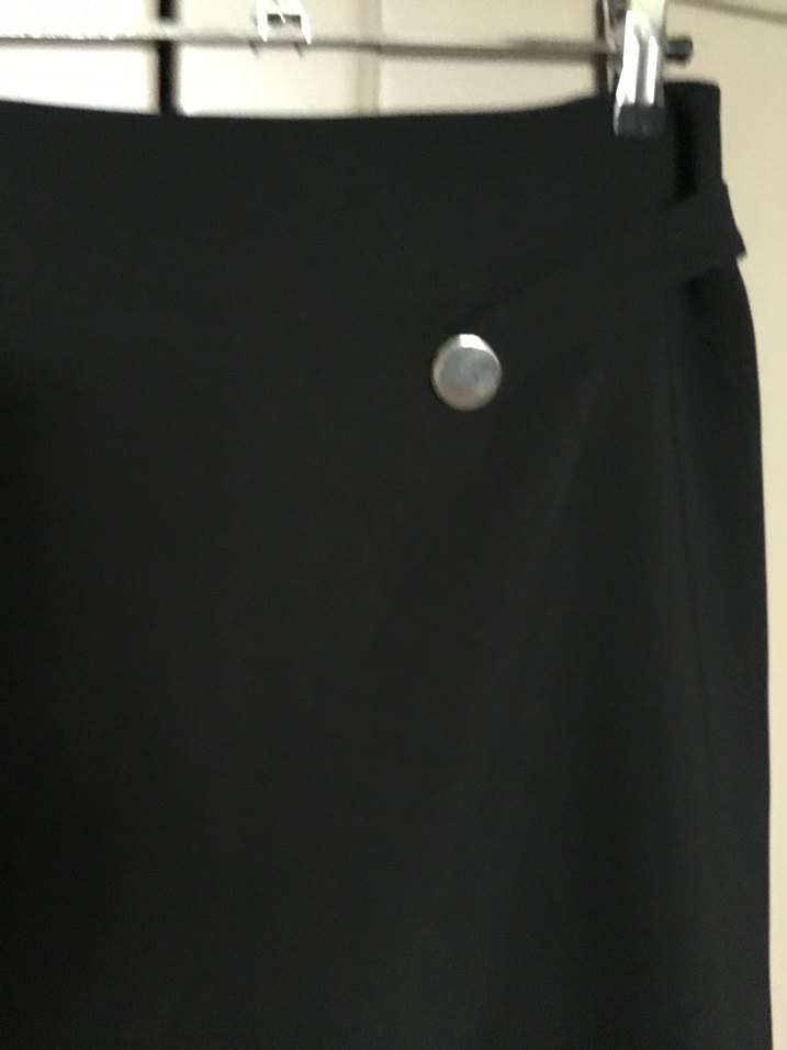 Düğmeli Siyah Mini Etek - Görsel 2