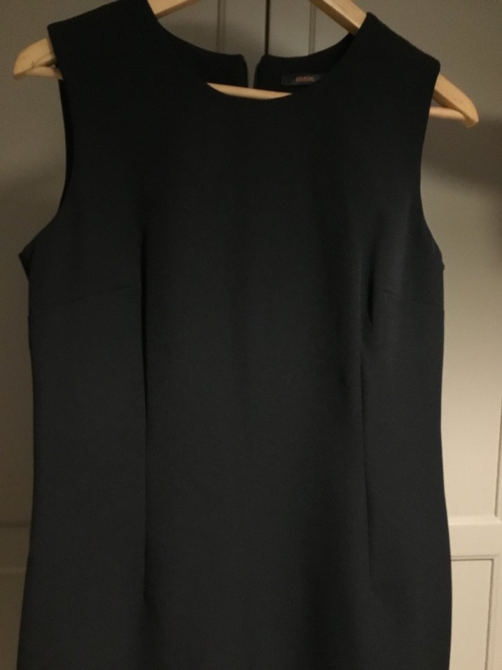 Siyah Kolsuz Midi Ofis Elbisesi - Görsel 4