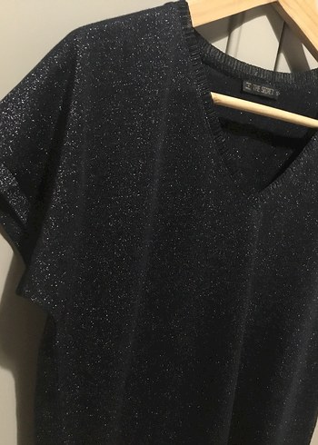 Siyah Parlak Kısa Kollu Kadın Bluz - Görsel 3