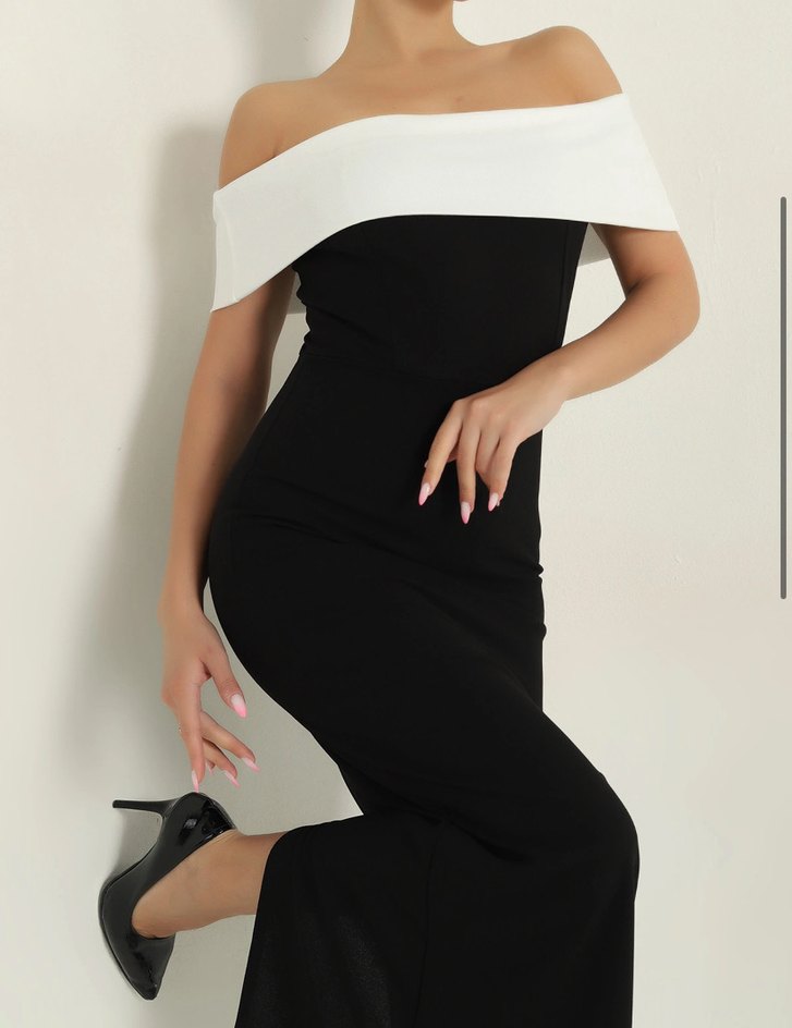 Siyah Drapeli Uzun Straplez Elbise - Görsel 3