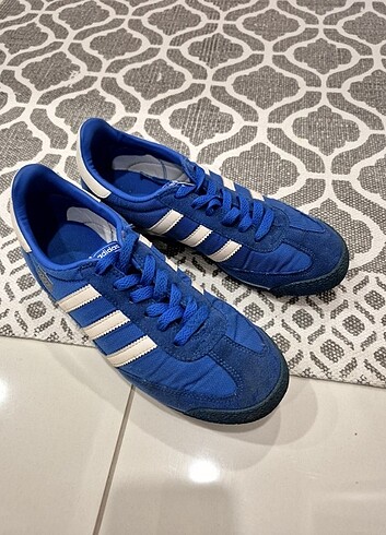 Adidas spor ayakkabı