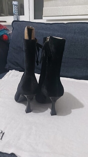 36 Beden Zara bot