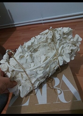 Zara çanta
