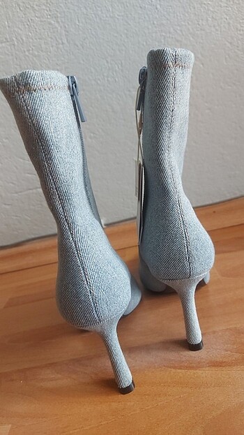 36 Beden mavi Renk Zara denim bot