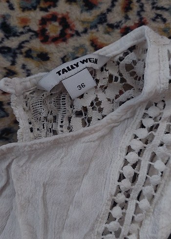 s Beden Dantel Detaylı Beyaz Kadın Kısa Tulum