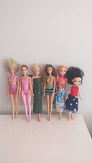 BARBIE BEBEKLER