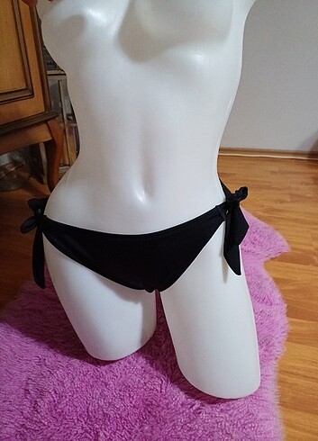 Bikini altı nakışlı model yeni