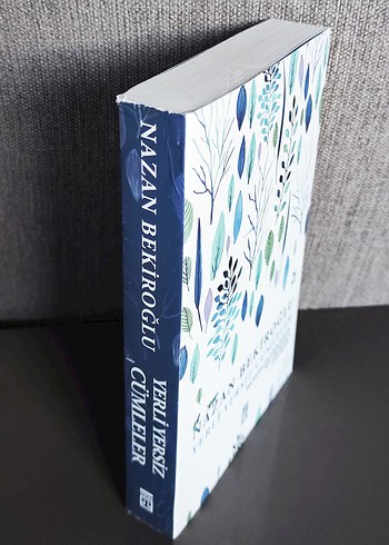 Nazan Bekiroğlu - Yerliyersiz Cümleler Şiir Kitabı - Görsel 5