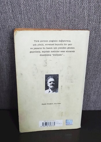 Yatar Bursa Kalesinde - Nazım Hikmet - Görsel 2
