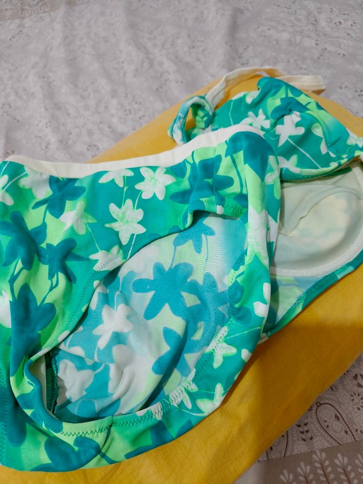 Yeşil Çiçekli Dantel Detaylı Bikini - Görsel 3