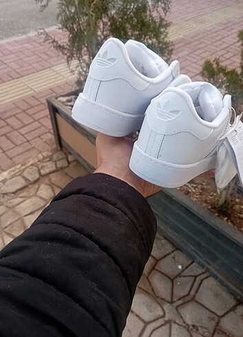 38 Beden beyaz Renk Faylon taban,çok kaliteli, adidas campus,kışlık,kız&erkek