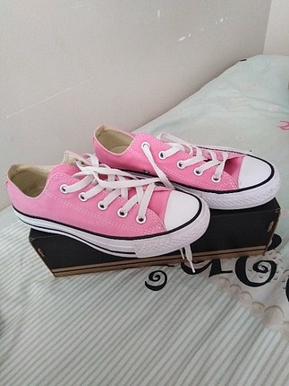 Pembe converse orjinal 