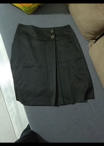 Siyah Pilili Midi Etek