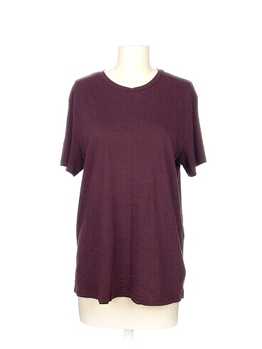 H&M T-shirt %70 İndirimli.
