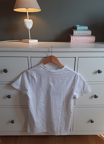 m Beden Stradivarius kadın tshirt kısa kol