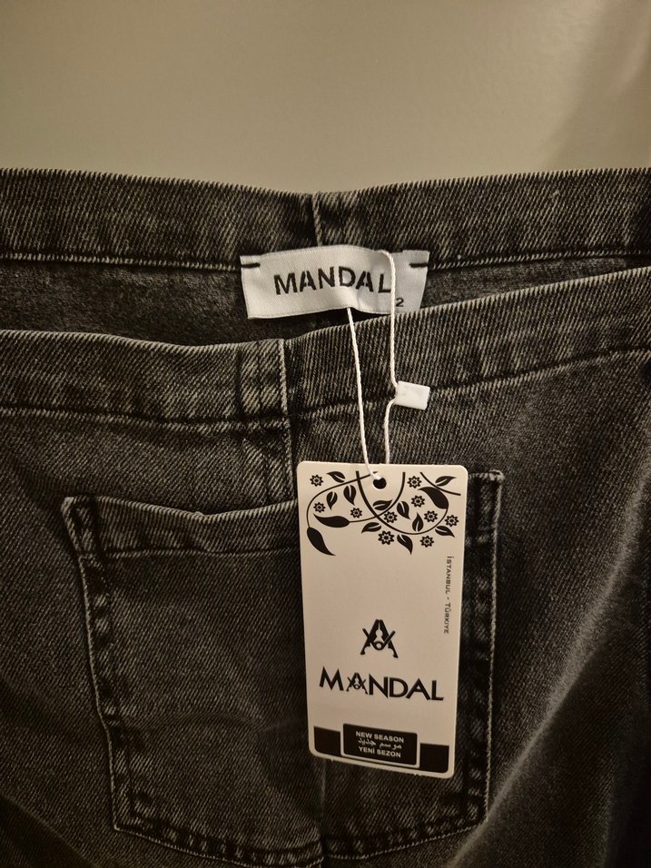 Siyah Askılı Kemerli Midi Denim Tulum - Görsel 2