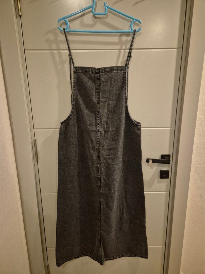 Siyah Askılı Kemerli Midi Denim Tulum - Görsel 3