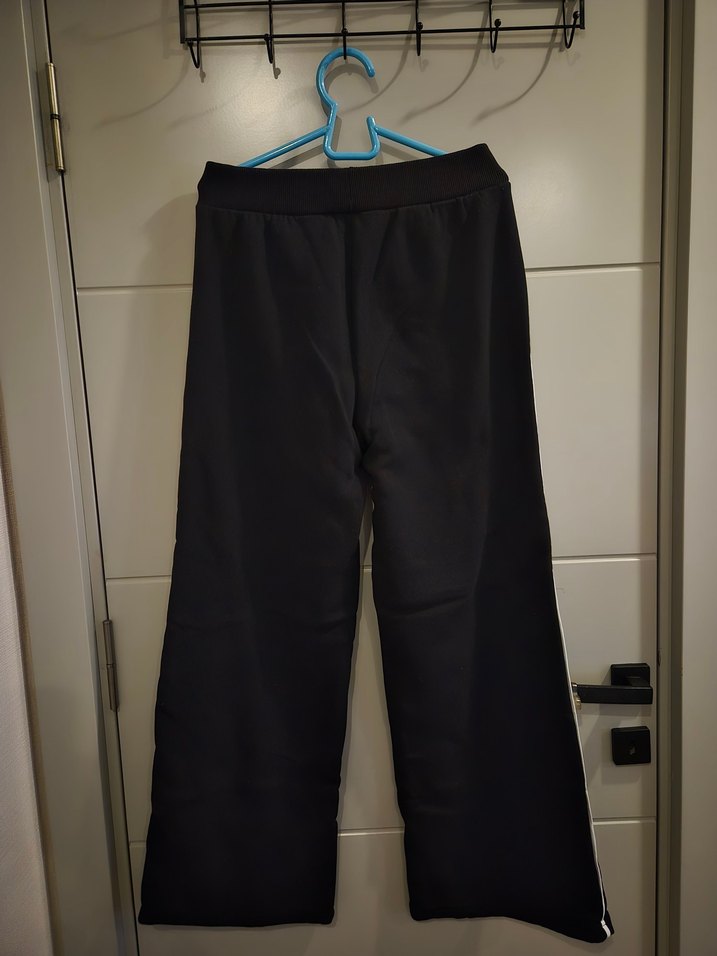 Siyah Nakışlı Kadın Eşofman Altı - Görsel 2