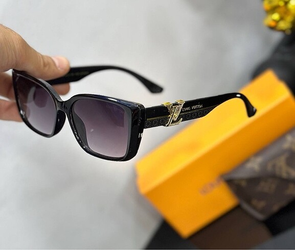 Louis Vuitton Louıs vuıttıon