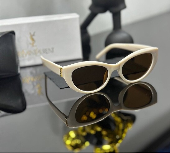 Yves saint laurent