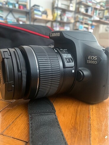Canon EOS 1300D