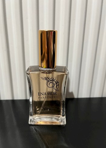 hypnotic poison muadili 
Enamore Kadın Parfümü - Görsel 2