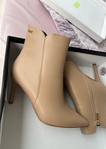 Nine West 36
