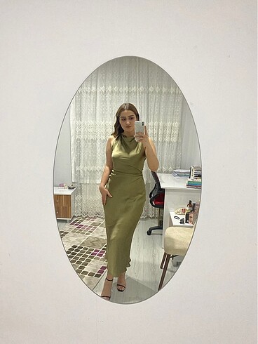 Zara midi boy saten elbise