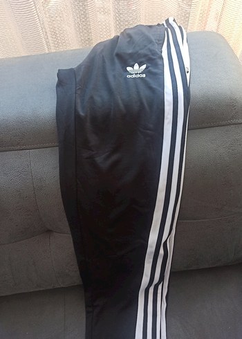 Adidas Siyah Yan Çizgili Spor Pantolon - Görsel 4