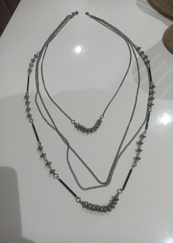 Gri Zincir Detaylı Uzun Kadın Kolye - Görsel 2