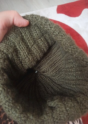 Yeşil Payetli Kadın Örgü Bere - Görsel 4