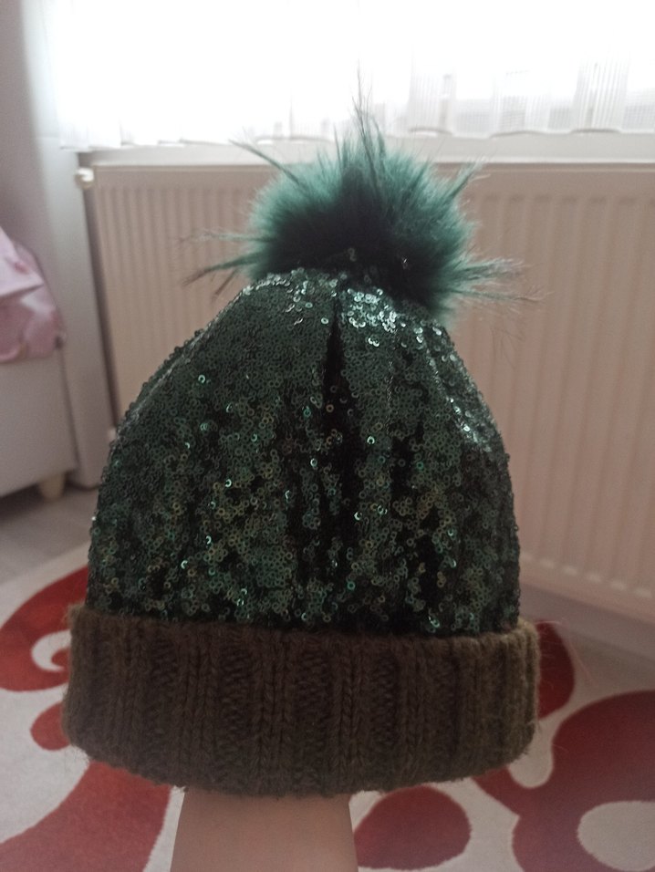 Yeşil Payetli Kadın Örgü Bere - Görsel 2