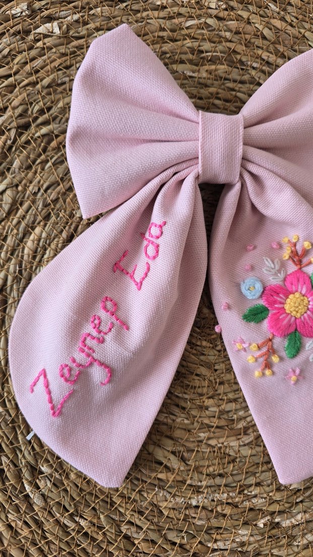 Nakışlı Fiyonk Detaylı Pembe Çocuk Toka - Görsel 2