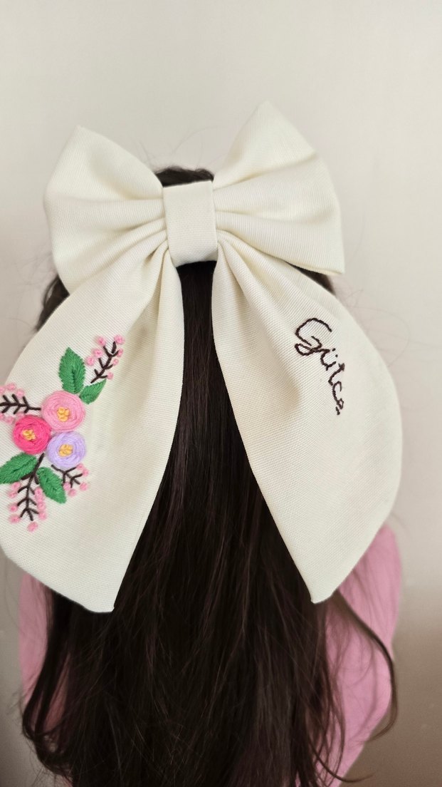 Nakışlı Pamuk Beyaz Fiyonk Saç Tokası - Görsel 3