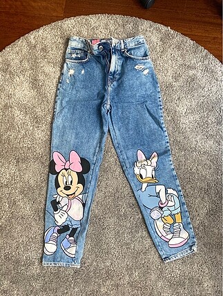 Disney Jeans Bershka Jean / Kot %20 İndirimli - Gardrops