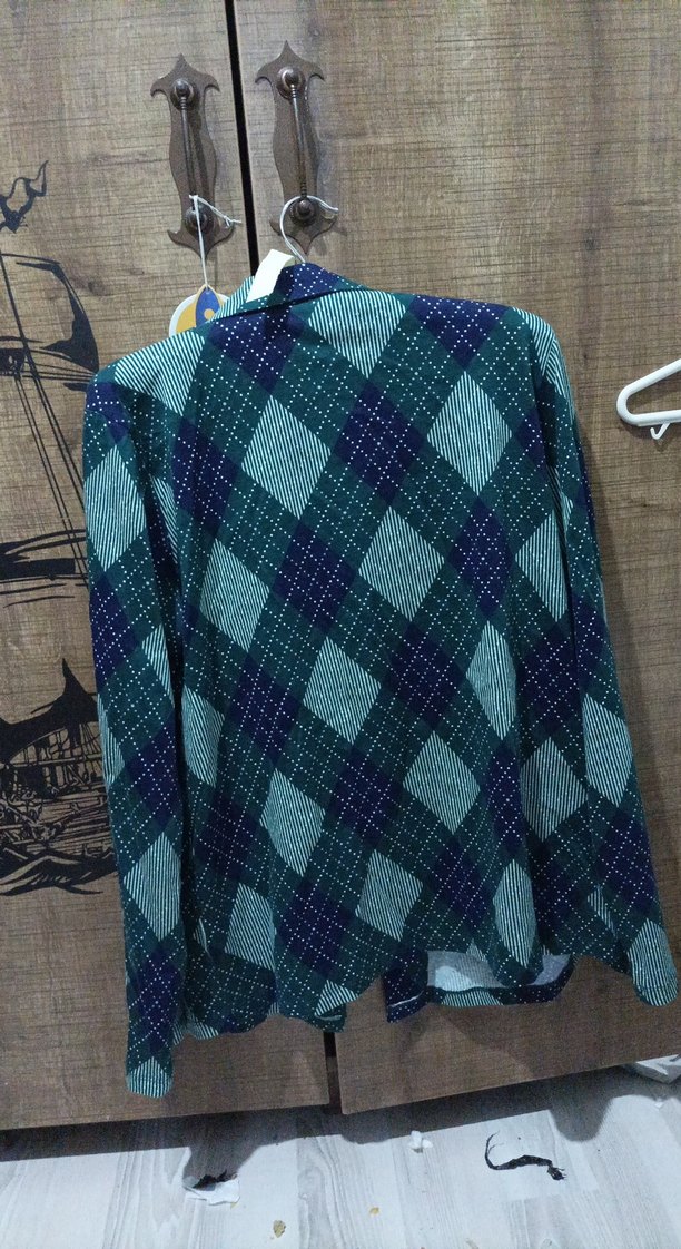 Uzun Kollu Yeşil Kareli Pijama Üstü - Görsel 3