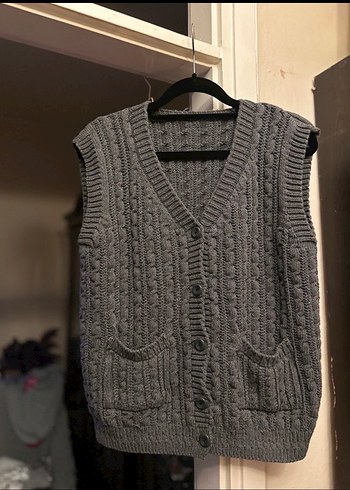 V Yaka Örgü Yelek - Görsel 2