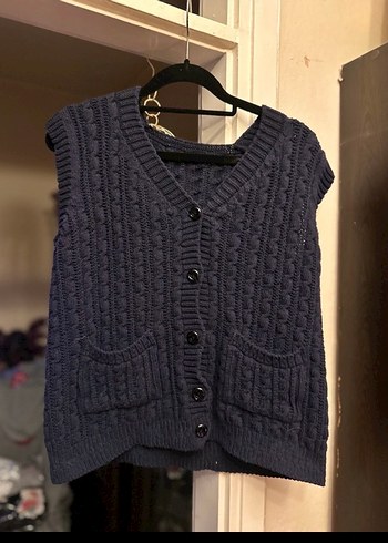 V Yaka Örgü Yelek - Görsel 2