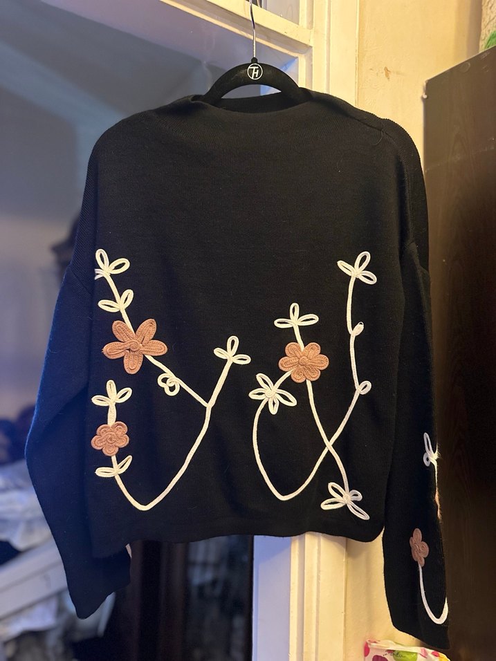 Nakışlı Siyah Kadın Triko Kazak - Görsel 2