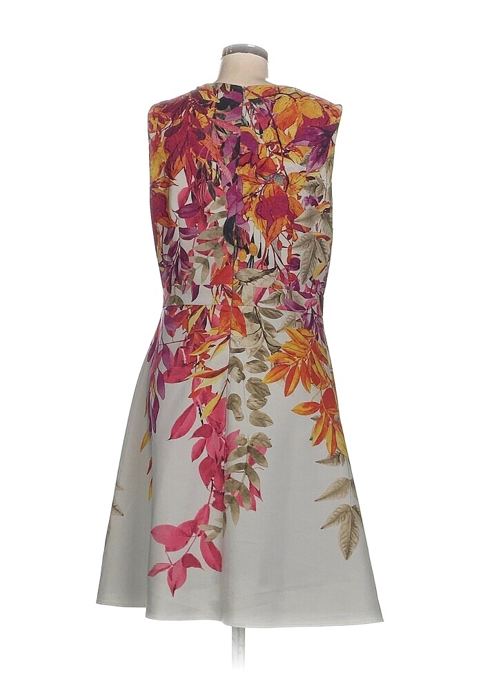 Trendyol & Milla Kısa Elbise %70 İndirimli. - Görsel 3