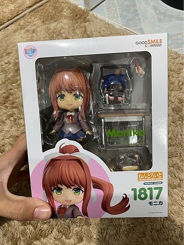Monika nendoroid