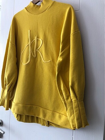 m Beden İpekyol sweatshirt