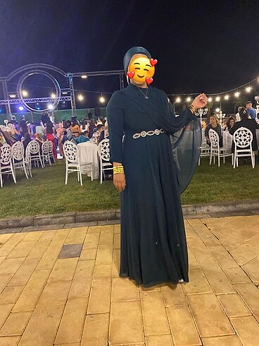 Zümrüt Yeşili tesettür abiye