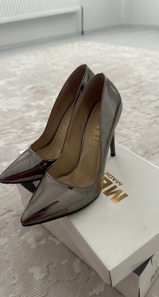 Gri Parlak Yılan Desenli Stiletto - Görsel 2