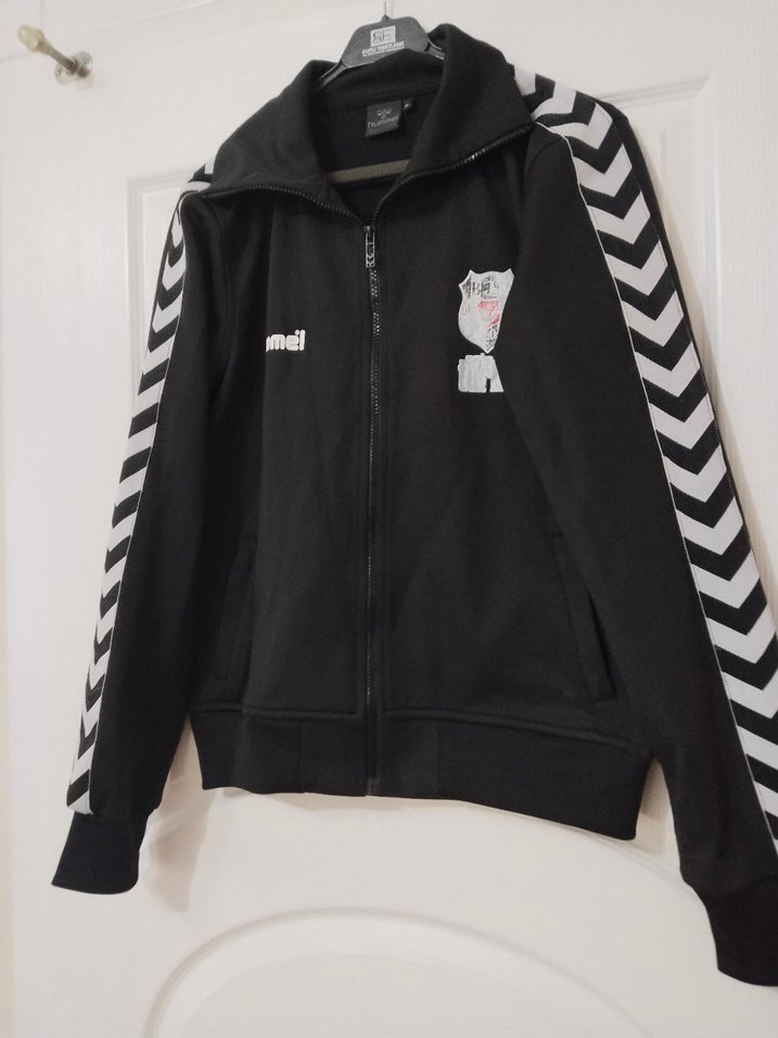 Hummel  XL beden Fermuarlı Uzun Kollu Beşiktaş forması - Görsel 2